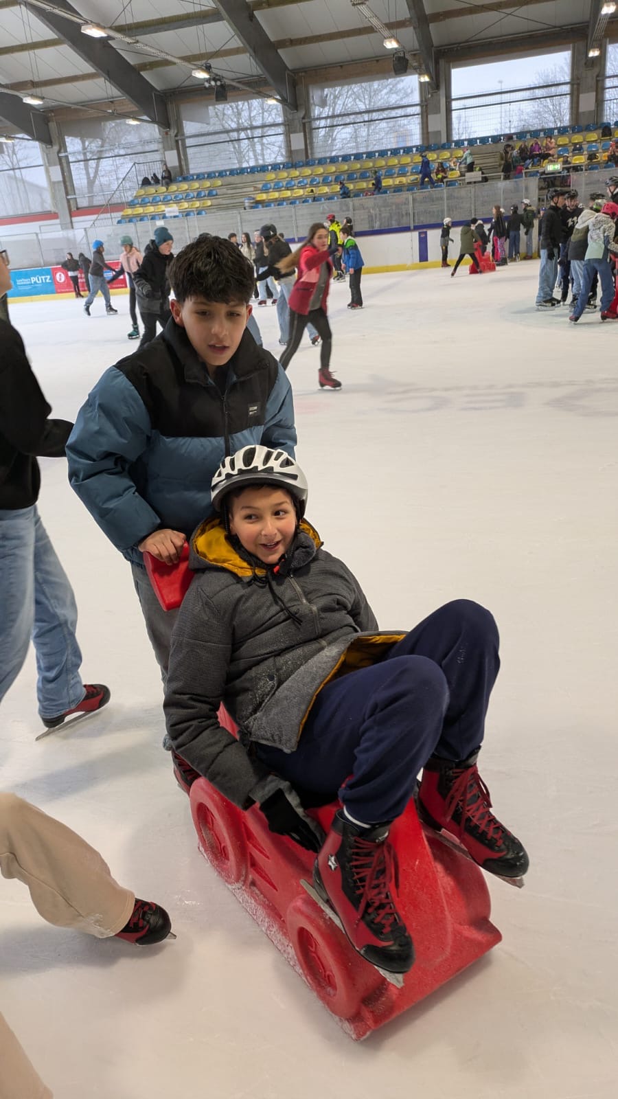 1f360a50-d2dc-457d-aa43-fc2b931687cc