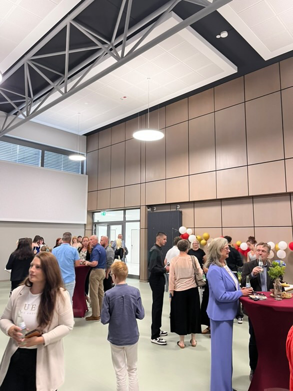 F8204833-9F6D-4D51-BC45-8C690EEB73B5